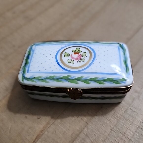 Vintage Rectangle Limoges France Porcelain Stamp Box Decrmain 57 - Picture 8 of 8
